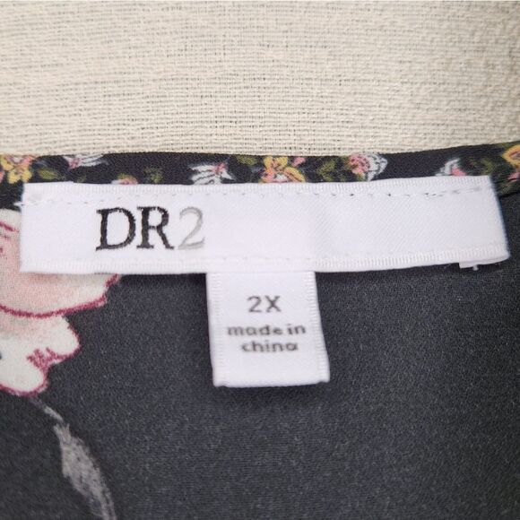 Daniel Rainn floral top - Picture 7 of 8